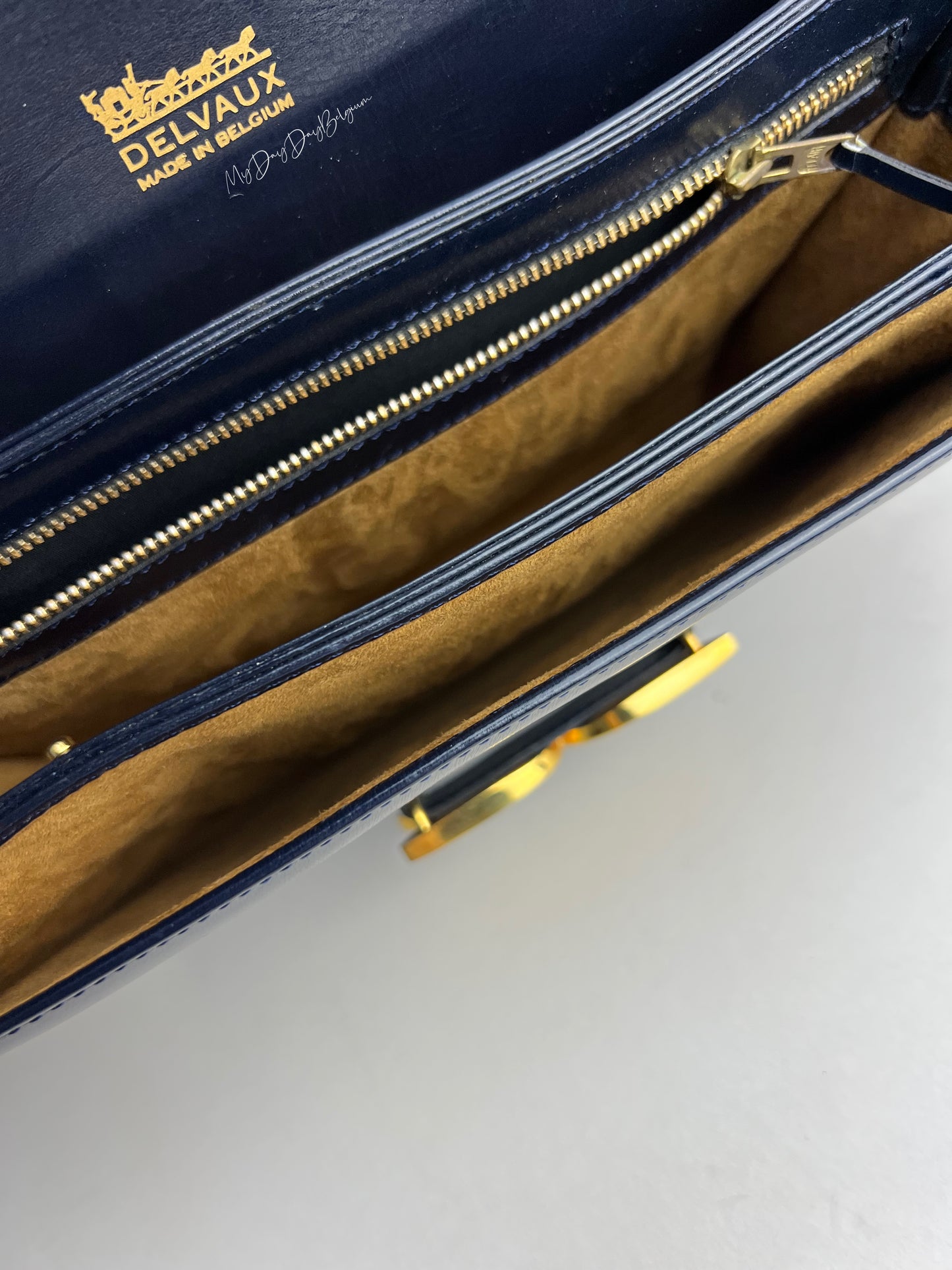 Delvaux Bourgogne 1976