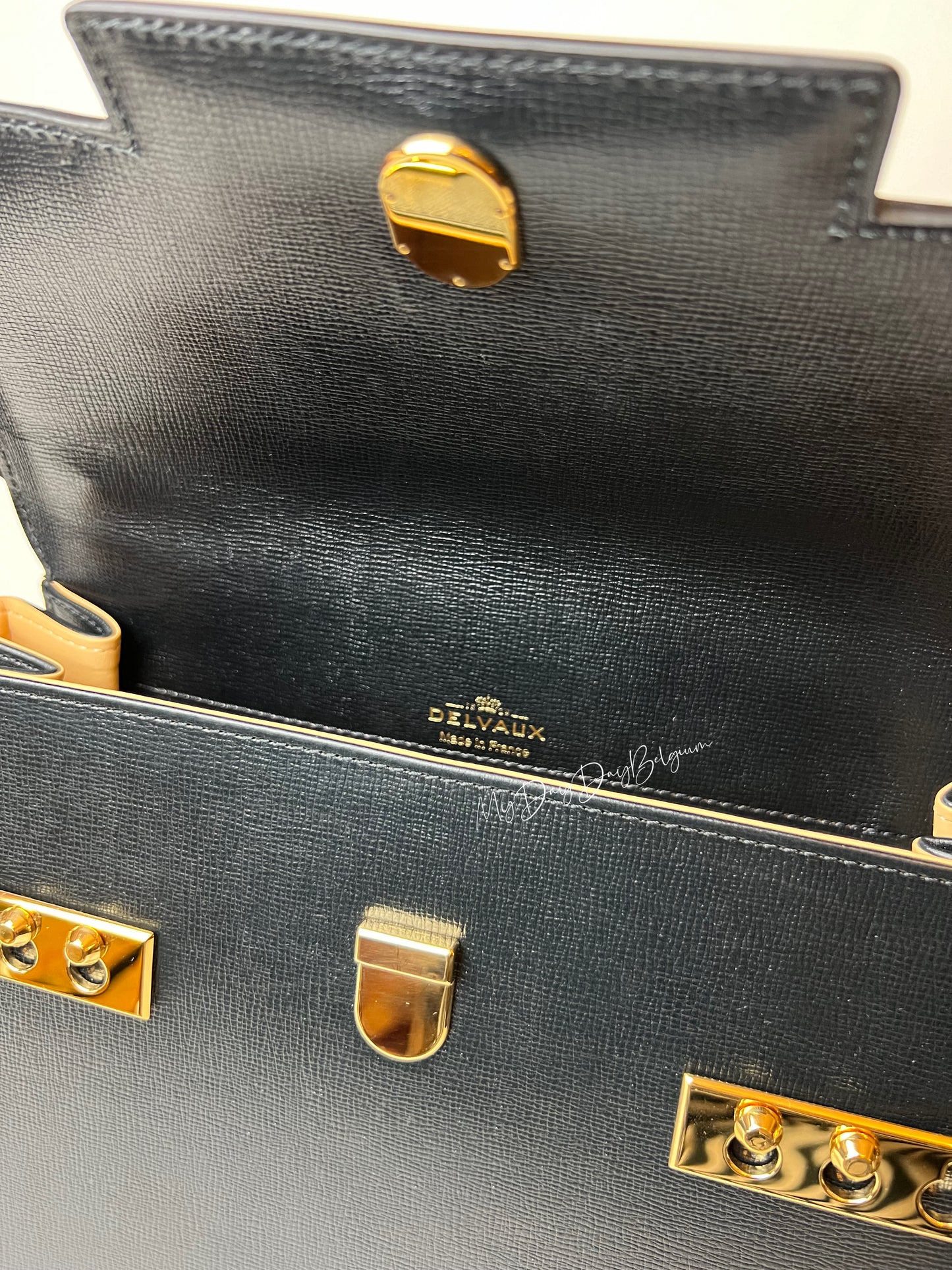 Delvaux Tempete