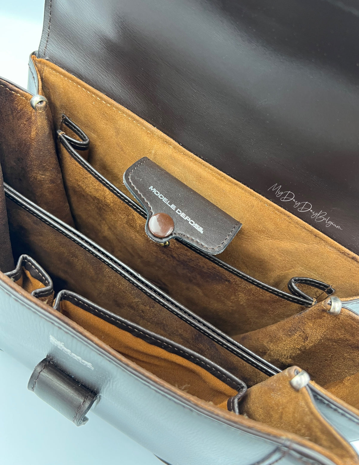Vintage Delvaux Opera top handle 1970