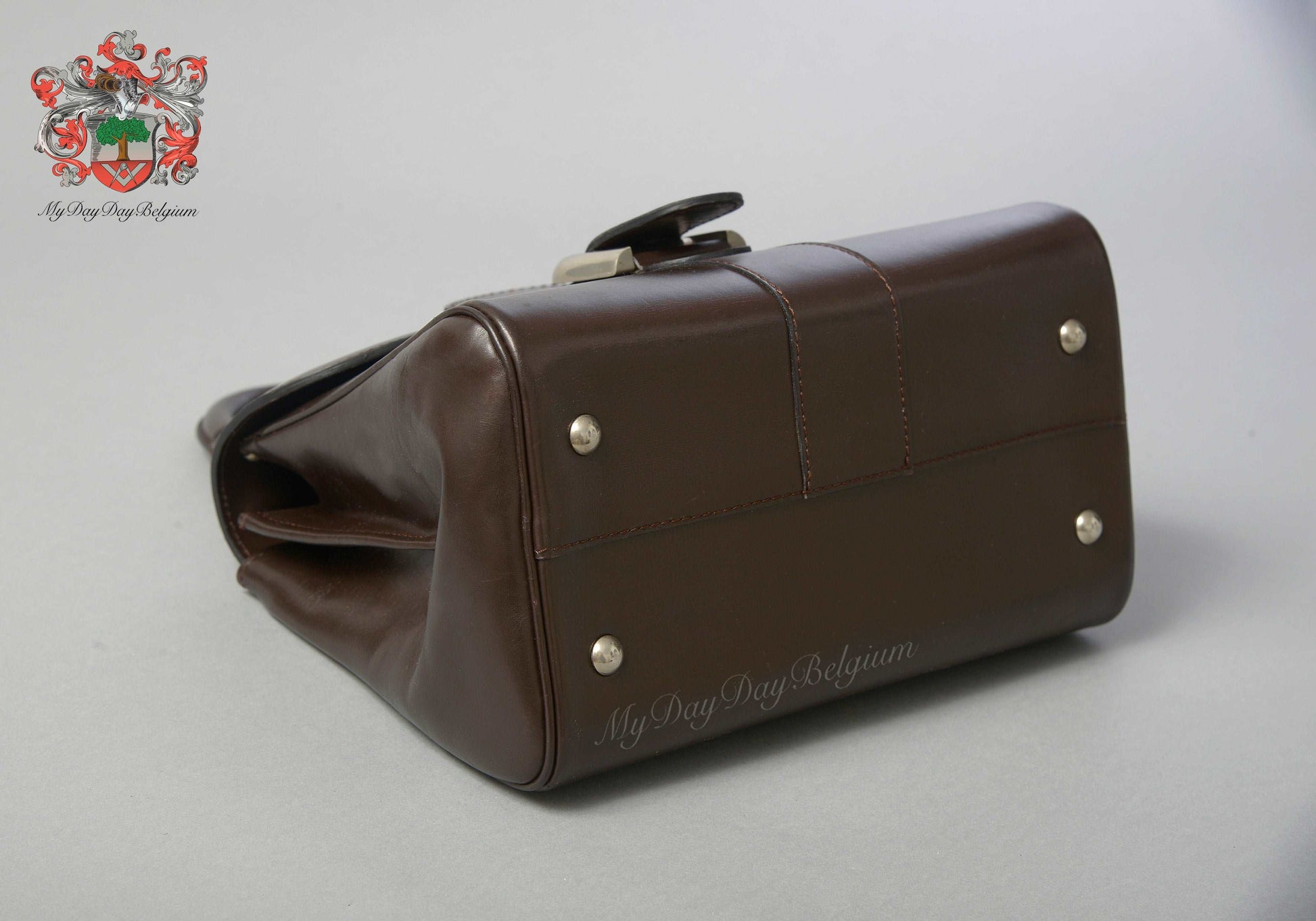 Delvaux Vintage Handbag Model Brillant in Smooth Brown Leather 