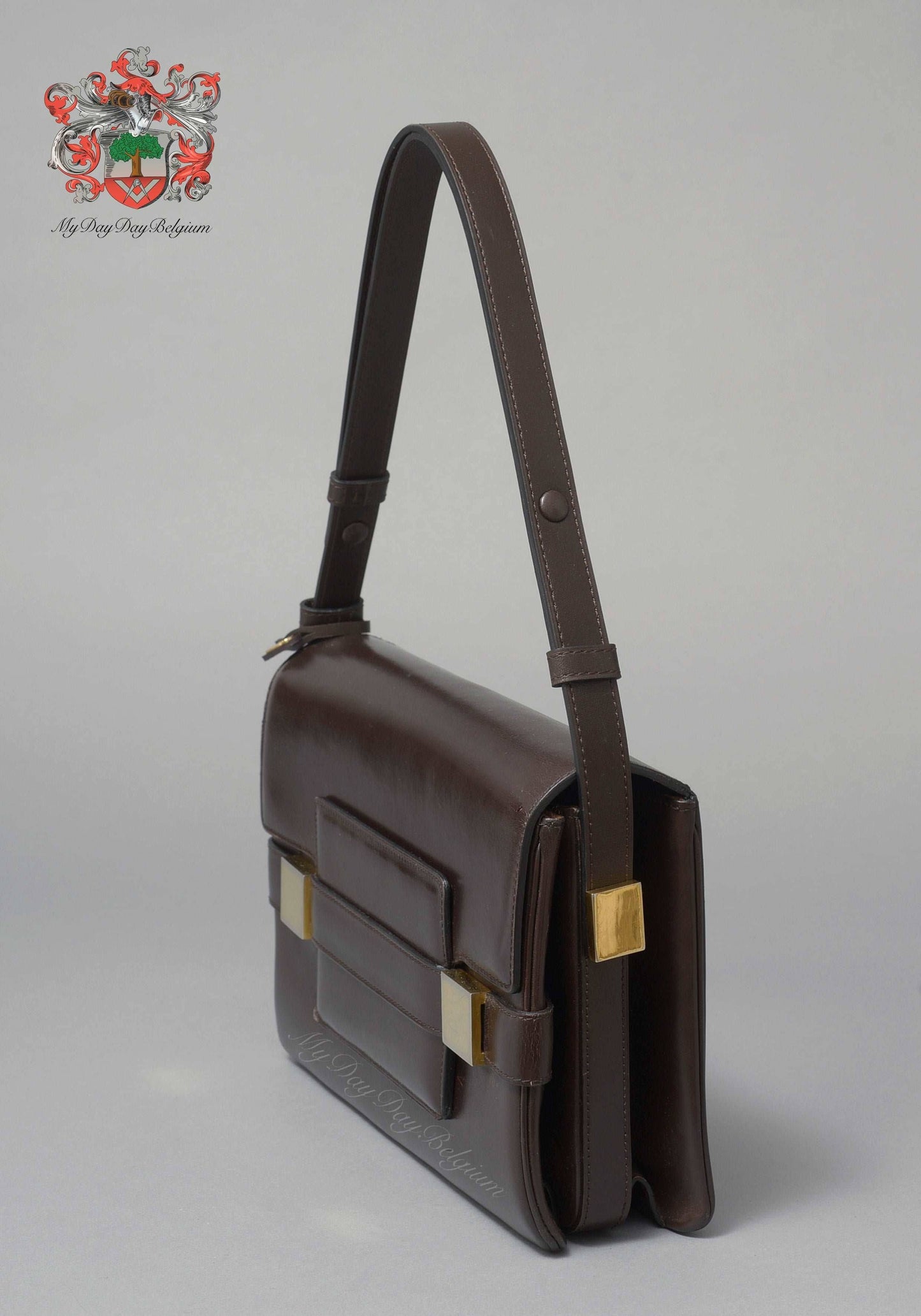 Delvaux vintage crossbody/shoulder bag 1977