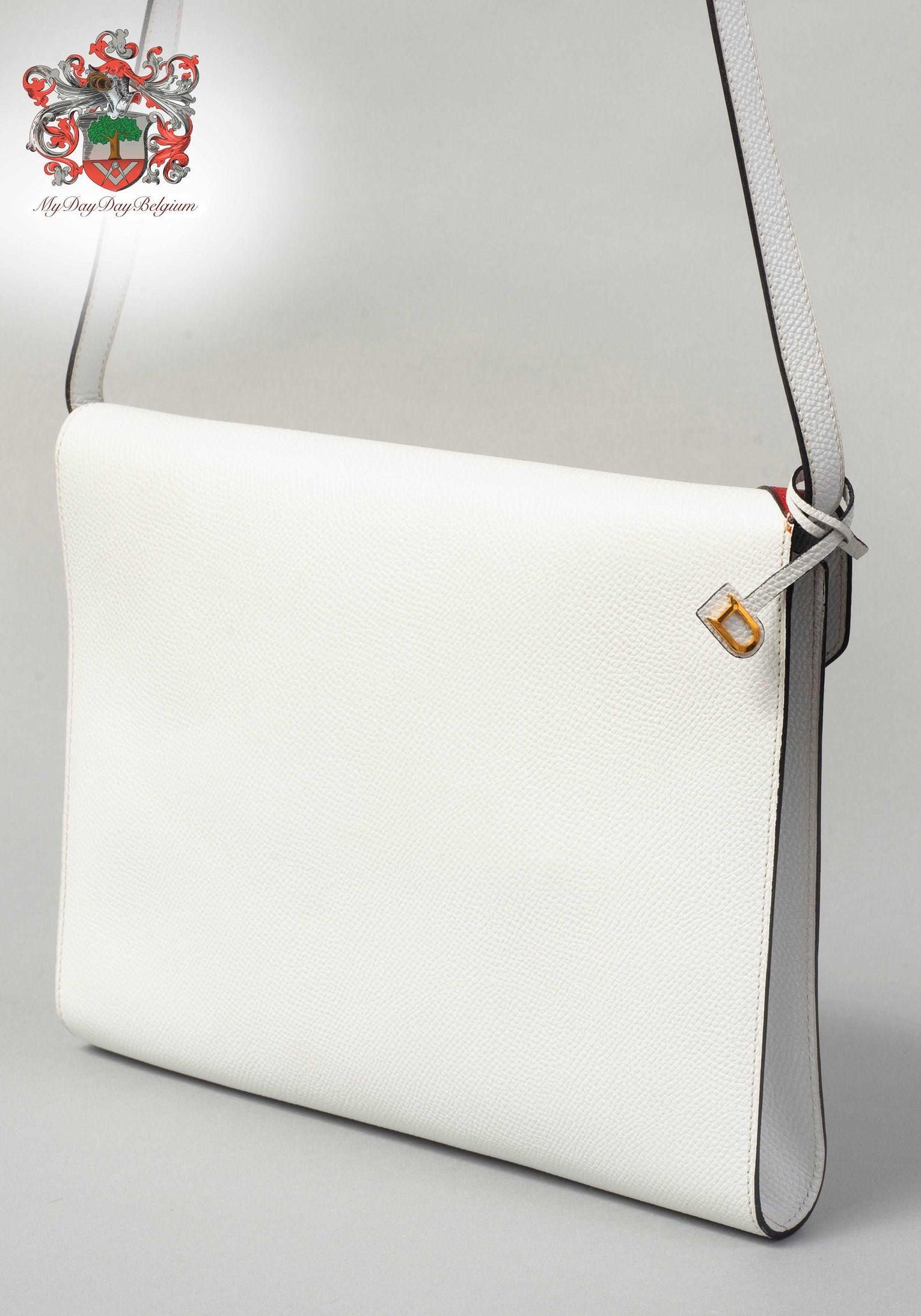 Delvaux vintage crossbody bag in white leather 1984