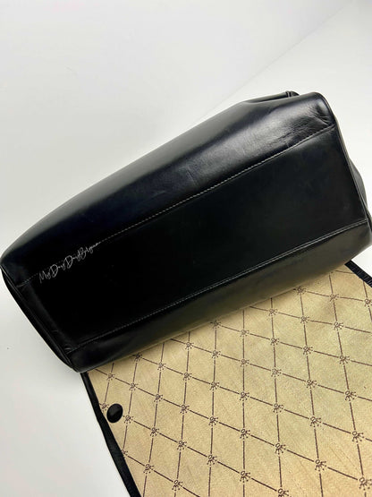 Delvaux Vintage Top Handle Black / White 1961