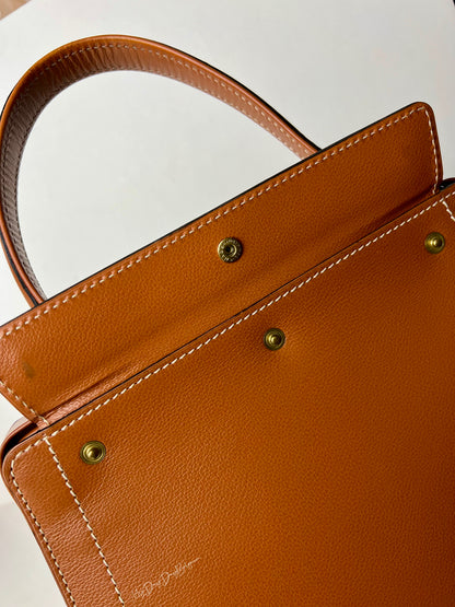 Delvaux Illusion Top Handle Black / Camel 1999
