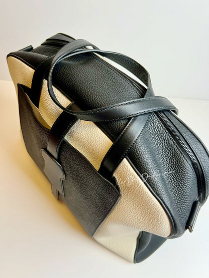 Delvaux Magritte  D-off Top Handle Black / Ivory 2023