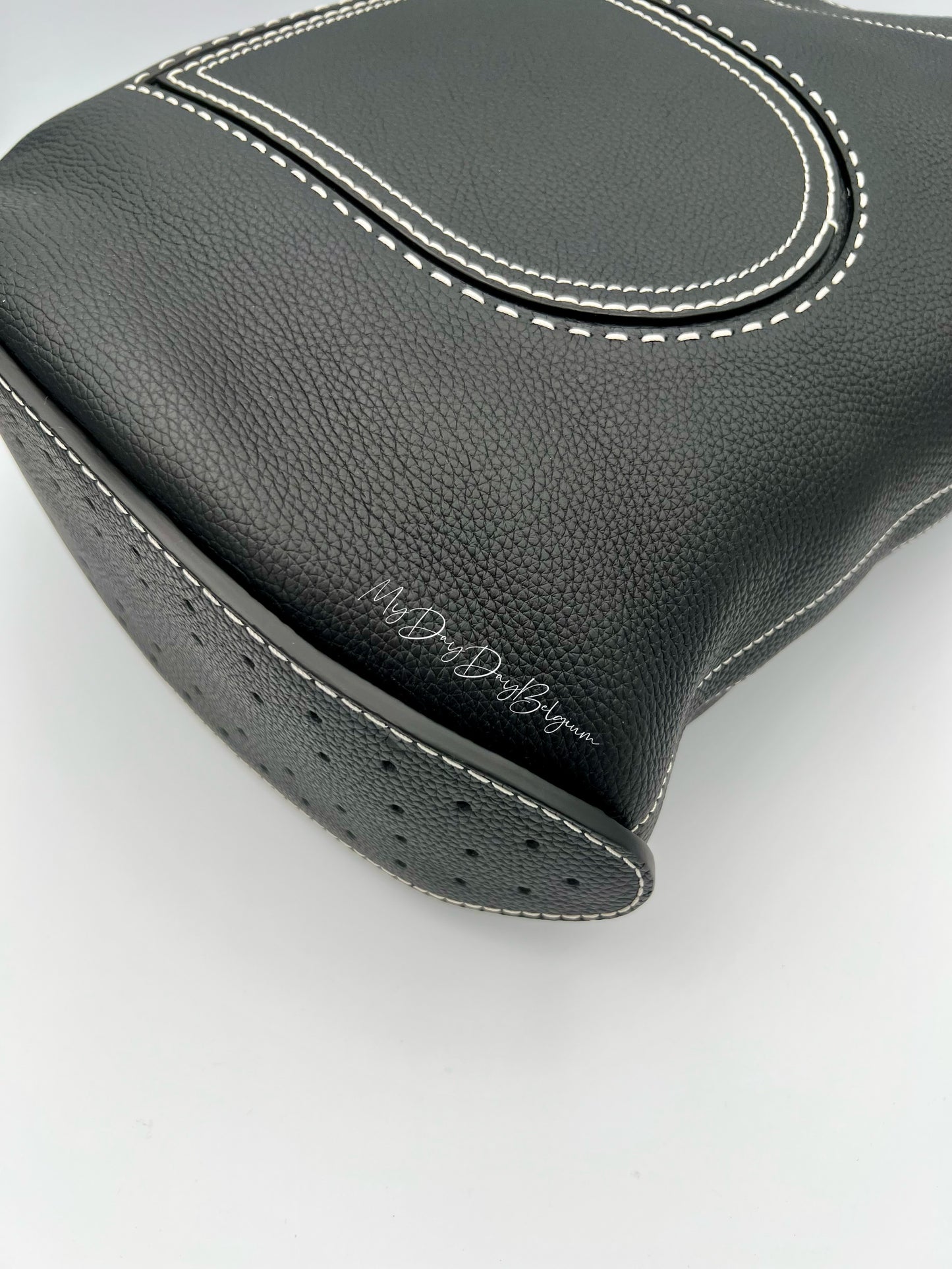 Delvaux Pin Taurillon surpiqué