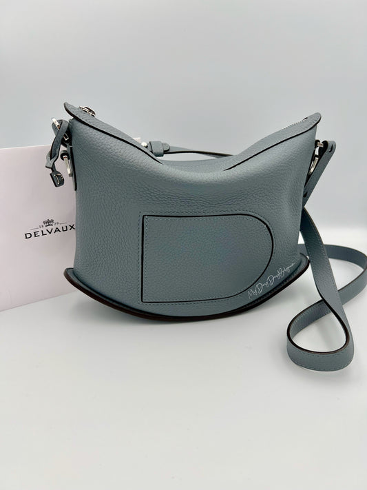 Delvaux Pin Swing