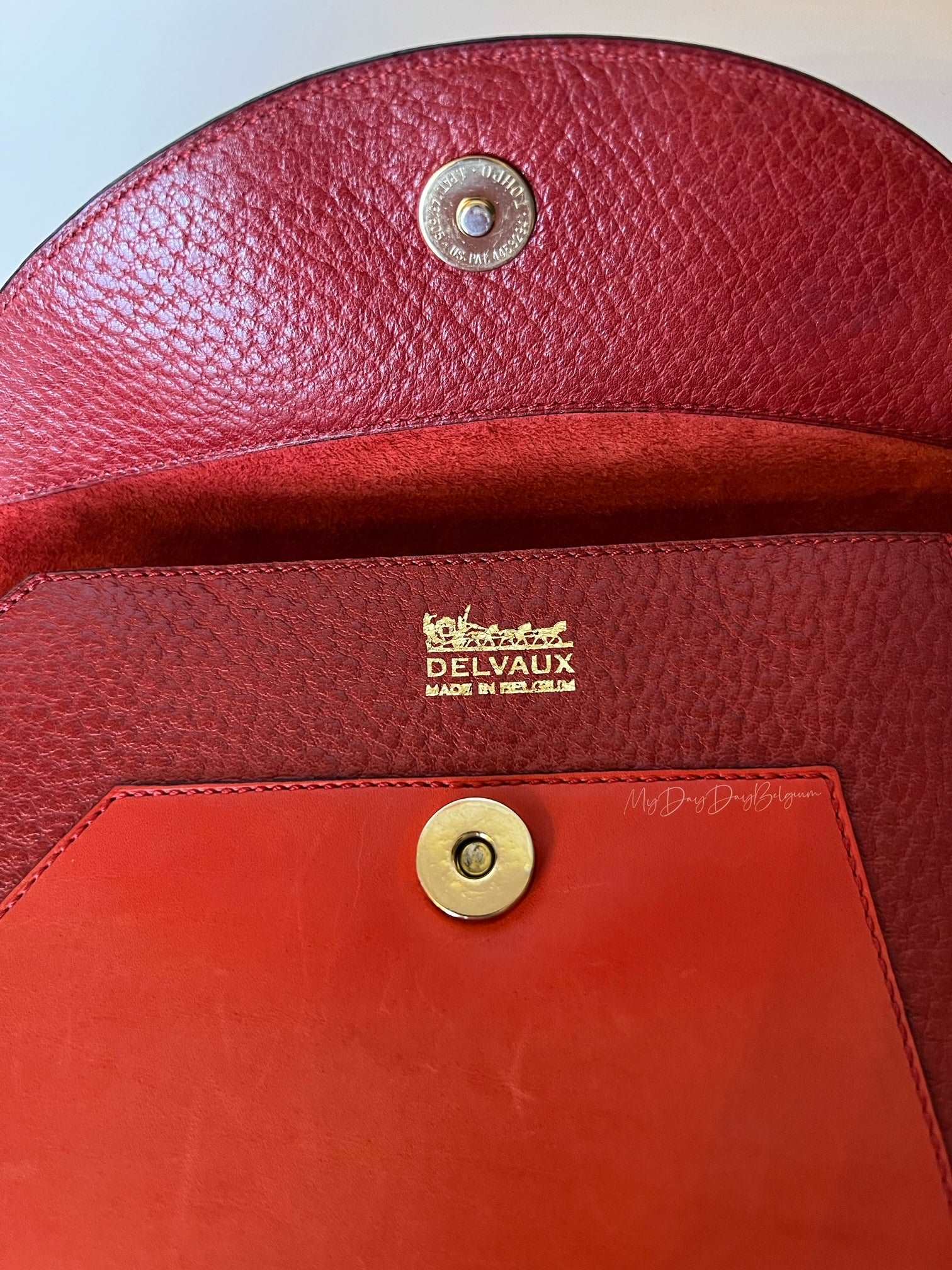 Delvaux Vintage Pochette Bag 1986 - Timeless Elegance – MyDayDayBelgium