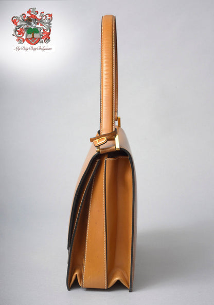 Delvaux Vintage Top Handle Camel 1975