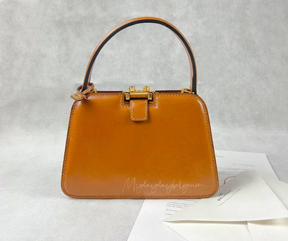 Delvaux Vintage Top Handle Camel 1957